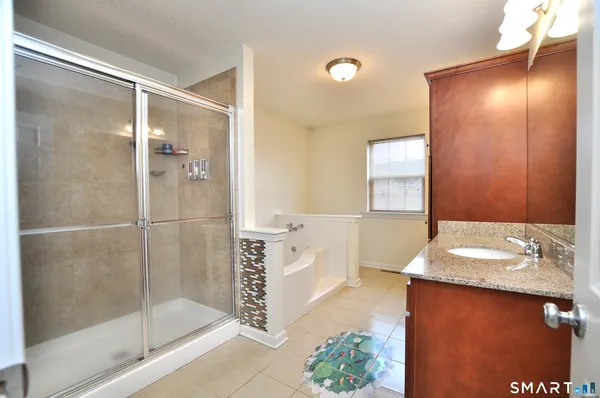 $499,000 | 19 Lexie Lane, Unit 19, South Windsor, CT 06074