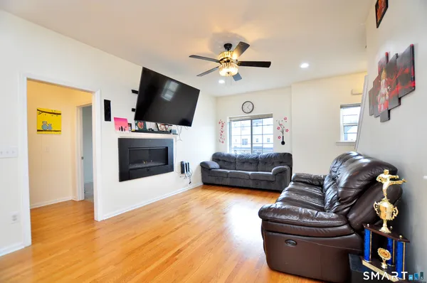 $499,000 | 19 Lexie Lane, Unit 19, South Windsor, CT 06074