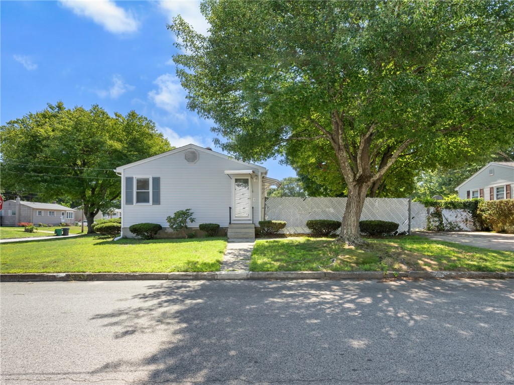 121 Kerri Lyn Road Warwick, RI 02889 - Photo 26 of 26