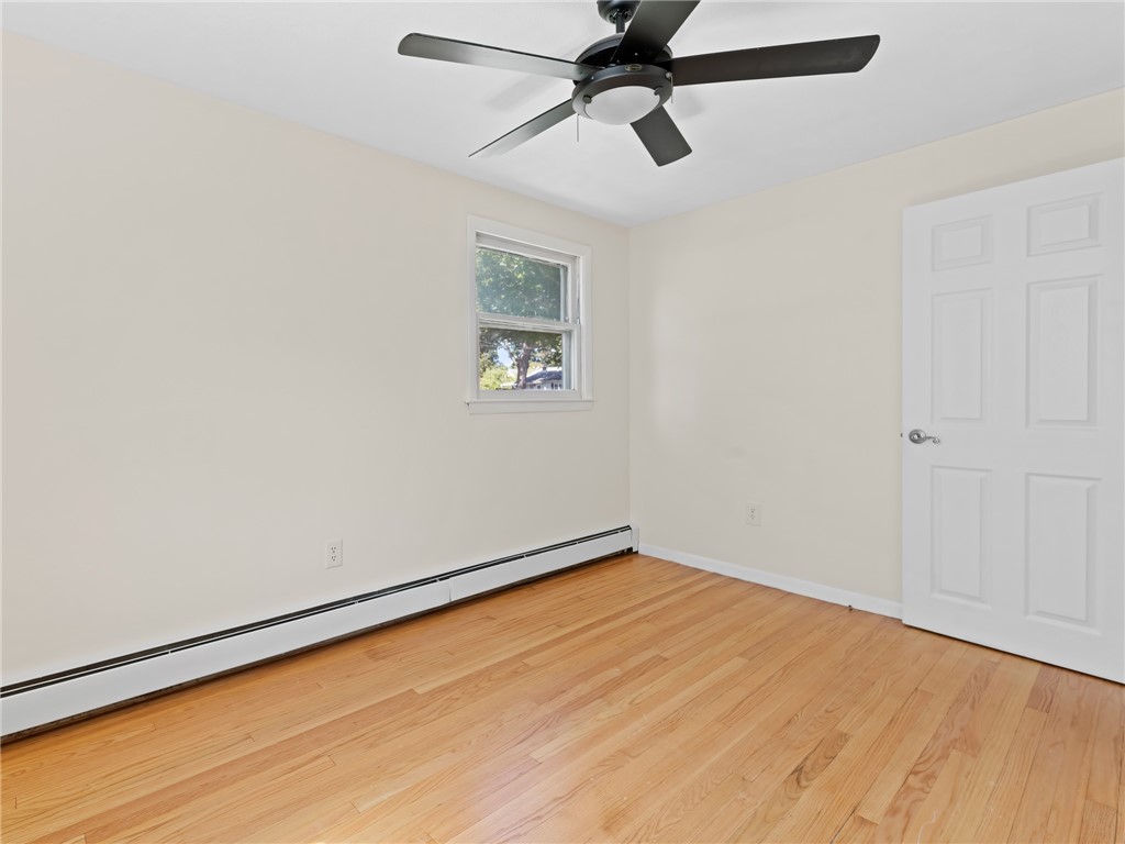 121 Kerri Lyn Road Warwick, RI 02889 - Photo 10 of 26