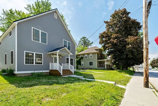 $389,000 | 55 South Main Street, Alburgh, VT 05440