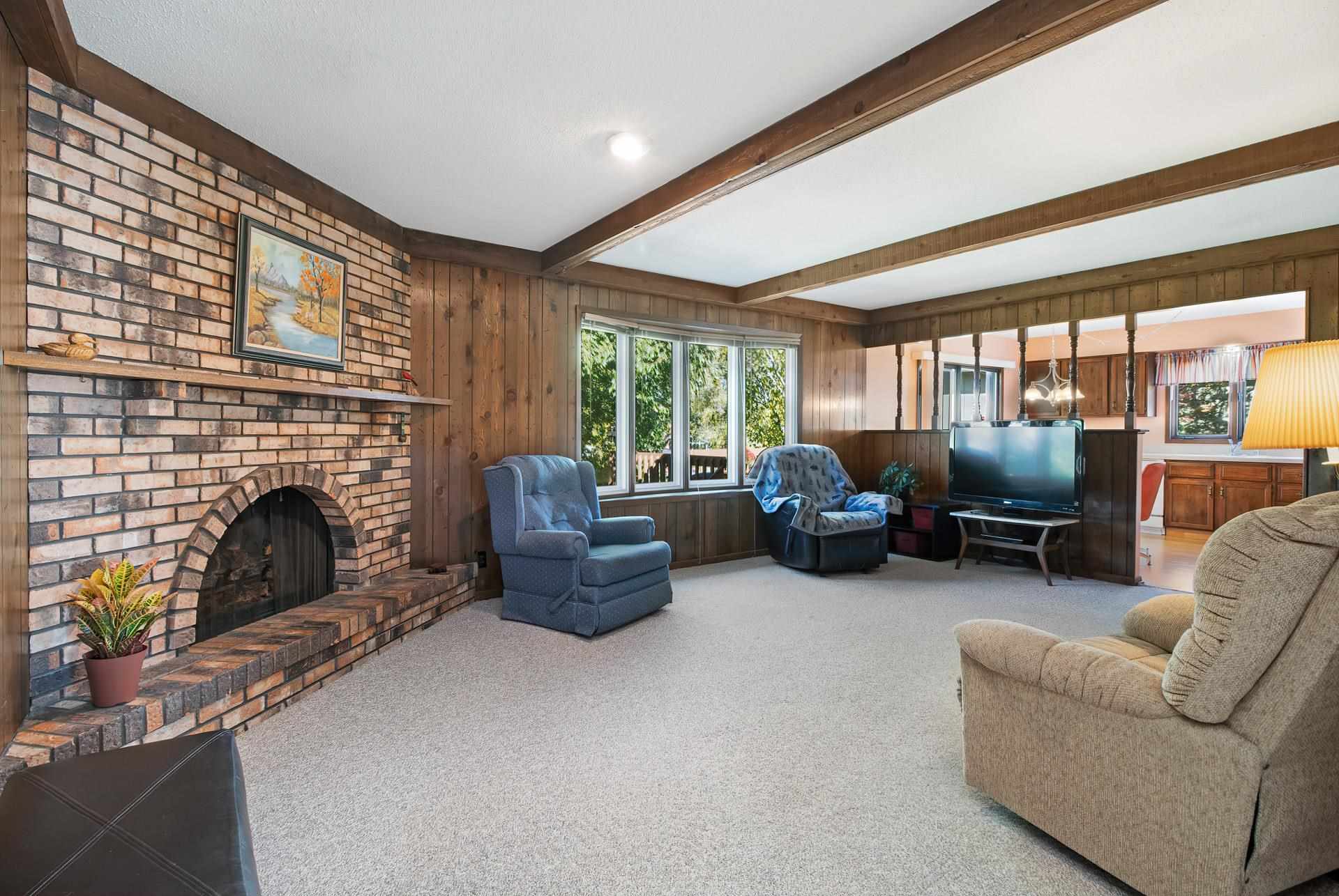 4452 Spring Street Davenport, IA 52807 - Photo 7 of 35 Gallery Image 7