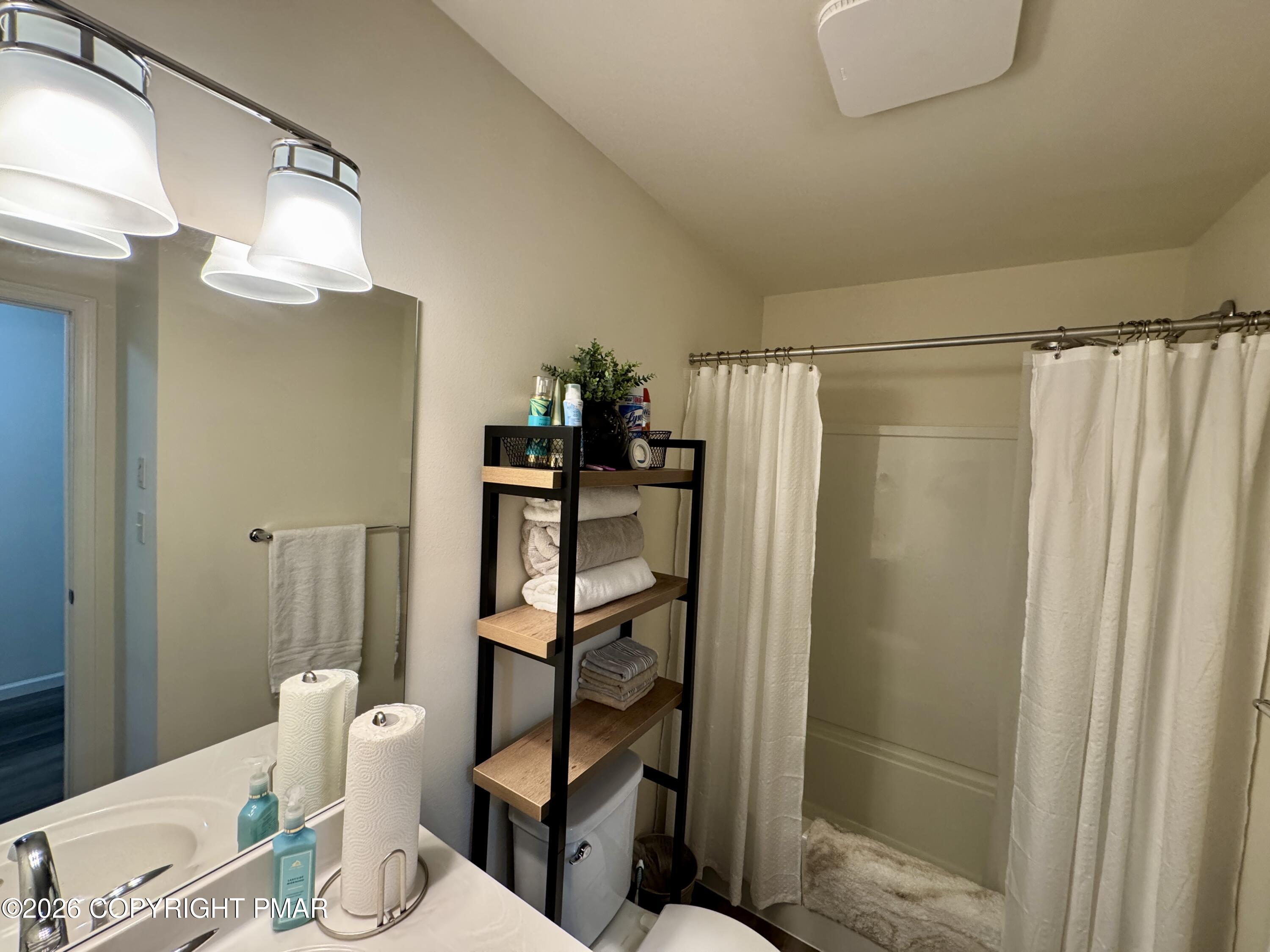 305 Ridge Road Stroudsburg, PA 18360 - Photo 13 of 22 Image 13