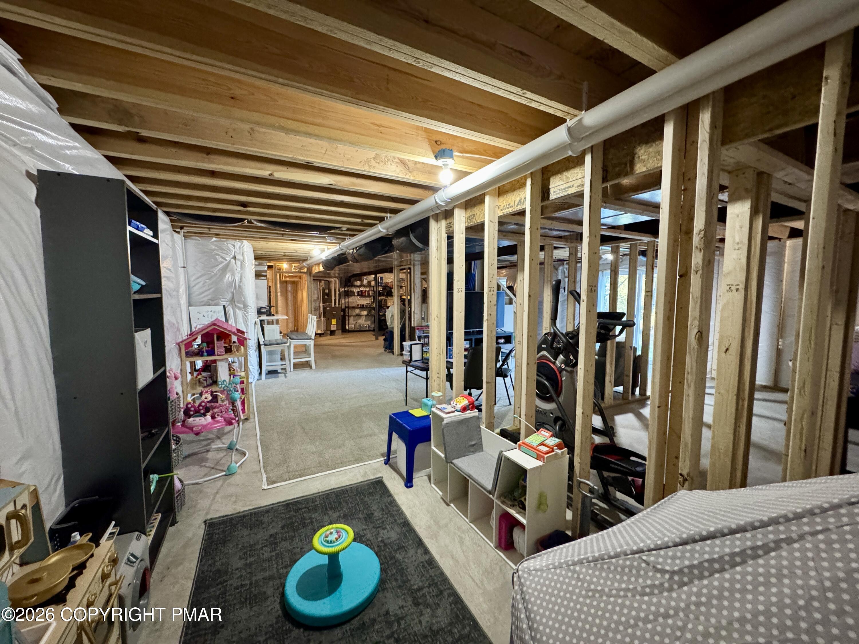 305 Ridge Road Stroudsburg, PA 18360 - Photo 18 of 22 Image 18