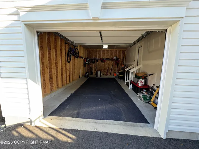 $449,990 | 305 Ridge Road, Stroudsburg, PA 18360