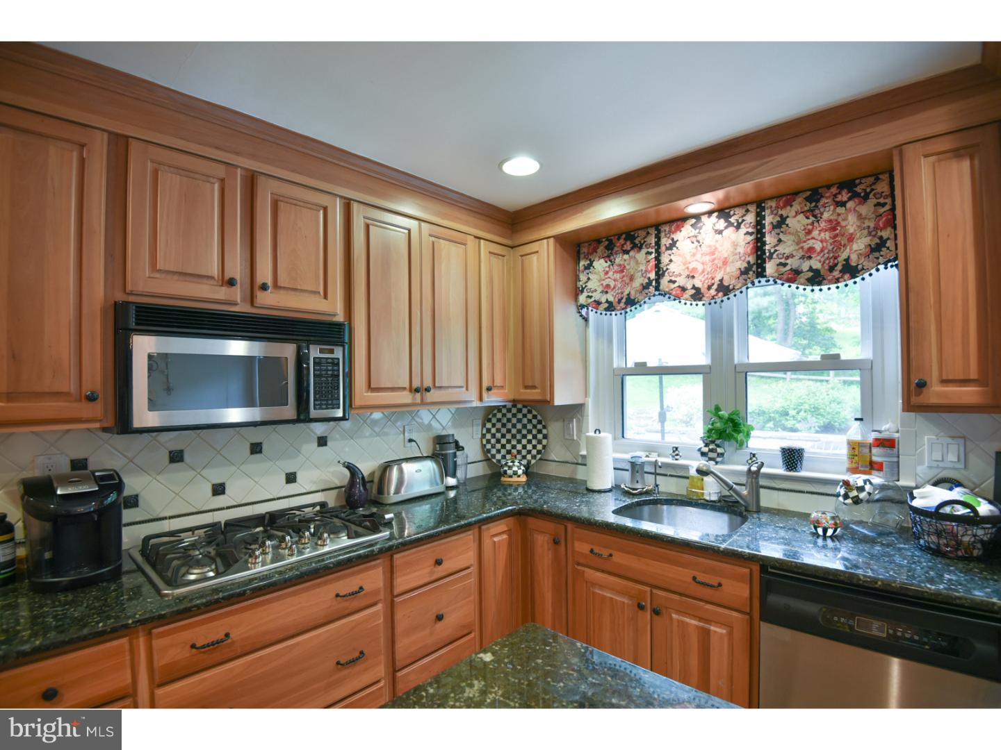 673 Mill Road Villanova, PA 19085 - Photo 7 of 25