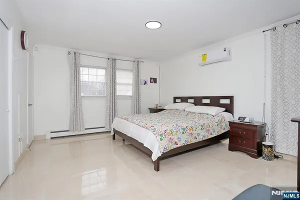 $999,000 | 294 Coolidge Avenue, Englewood, NJ 07631