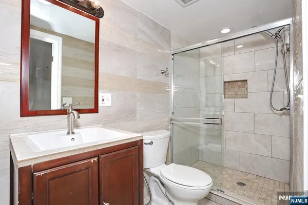 $999,000 | 294 Coolidge Avenue, Englewood, NJ 07631