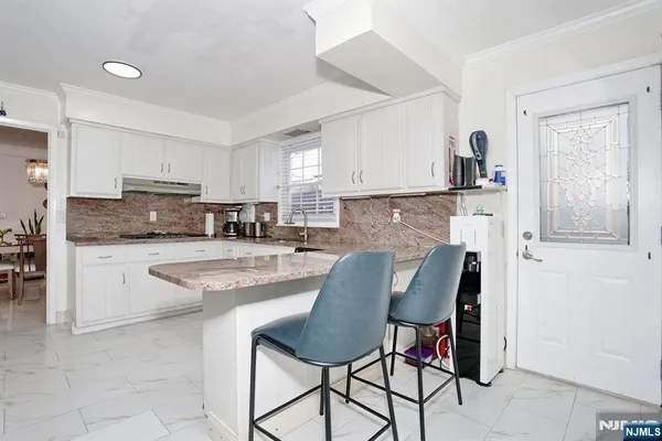 $999,000 | 294 Coolidge Avenue, Englewood, NJ 07631