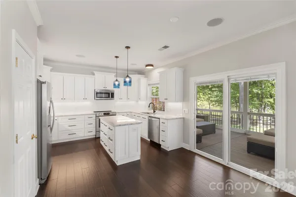 $549,900 | 7627 Annbick Lane, Charlotte, NC 28269