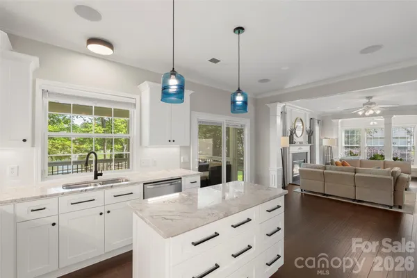 $549,900 | 7627 Annbick Lane, Charlotte, NC 28269