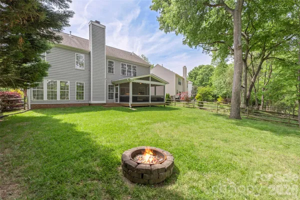 $549,900 | 7627 Annbick Lane, Charlotte, NC 28269