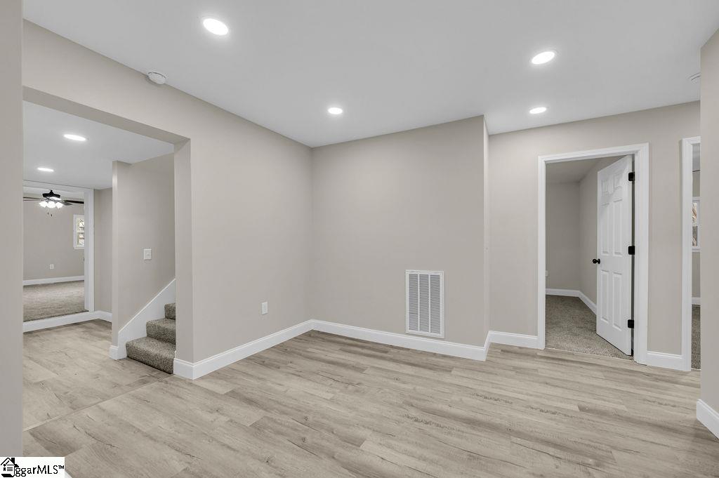 135 Commercial Circle Westminster, SC 29693 - Photo 13 of 35