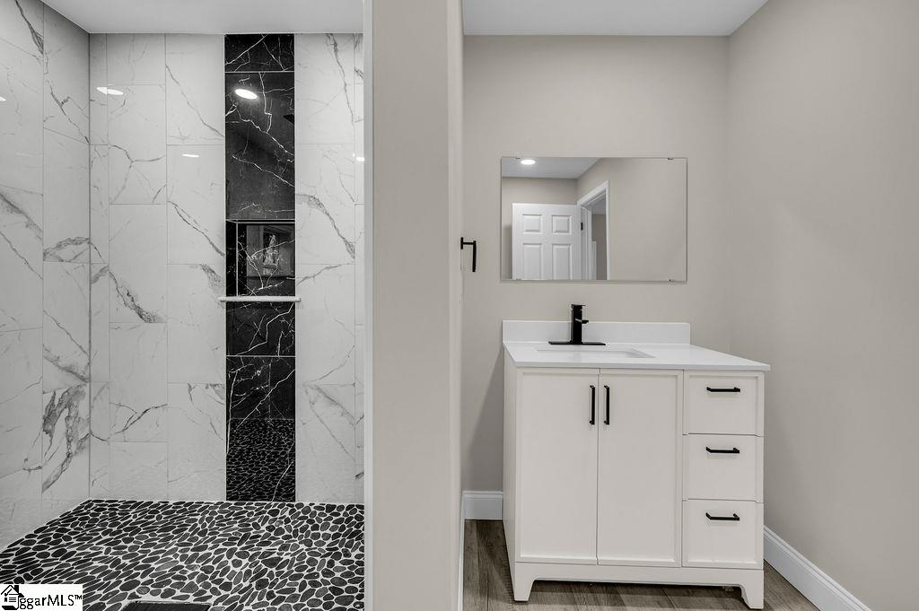 135 Commercial Circle Westminster, SC 29693 - Photo 17 of 35