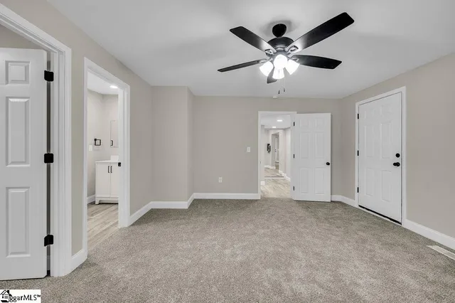 $299,000 | 135 Commercial Circle, Westminster, SC 29693