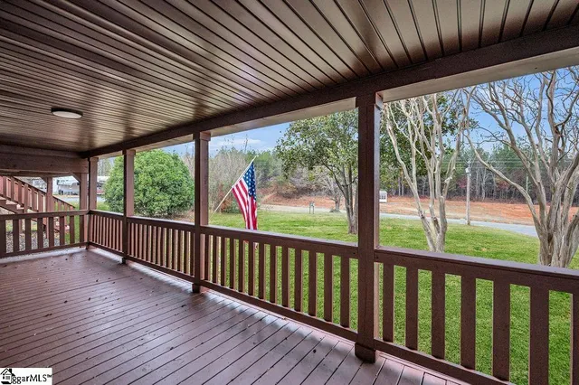 $299,000 | 135 Commercial Circle, Westminster, SC 29693