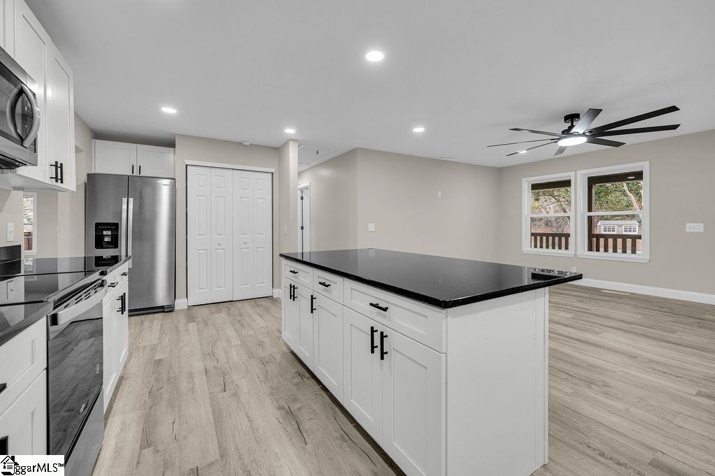 135 Commercial Circle Westminster, SC 29693 - Photo 10 of 35