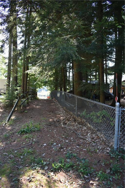 189 Pine Point Road Oxford, ME 04270 - Photo 17 of 21 Entrance to Right of Way