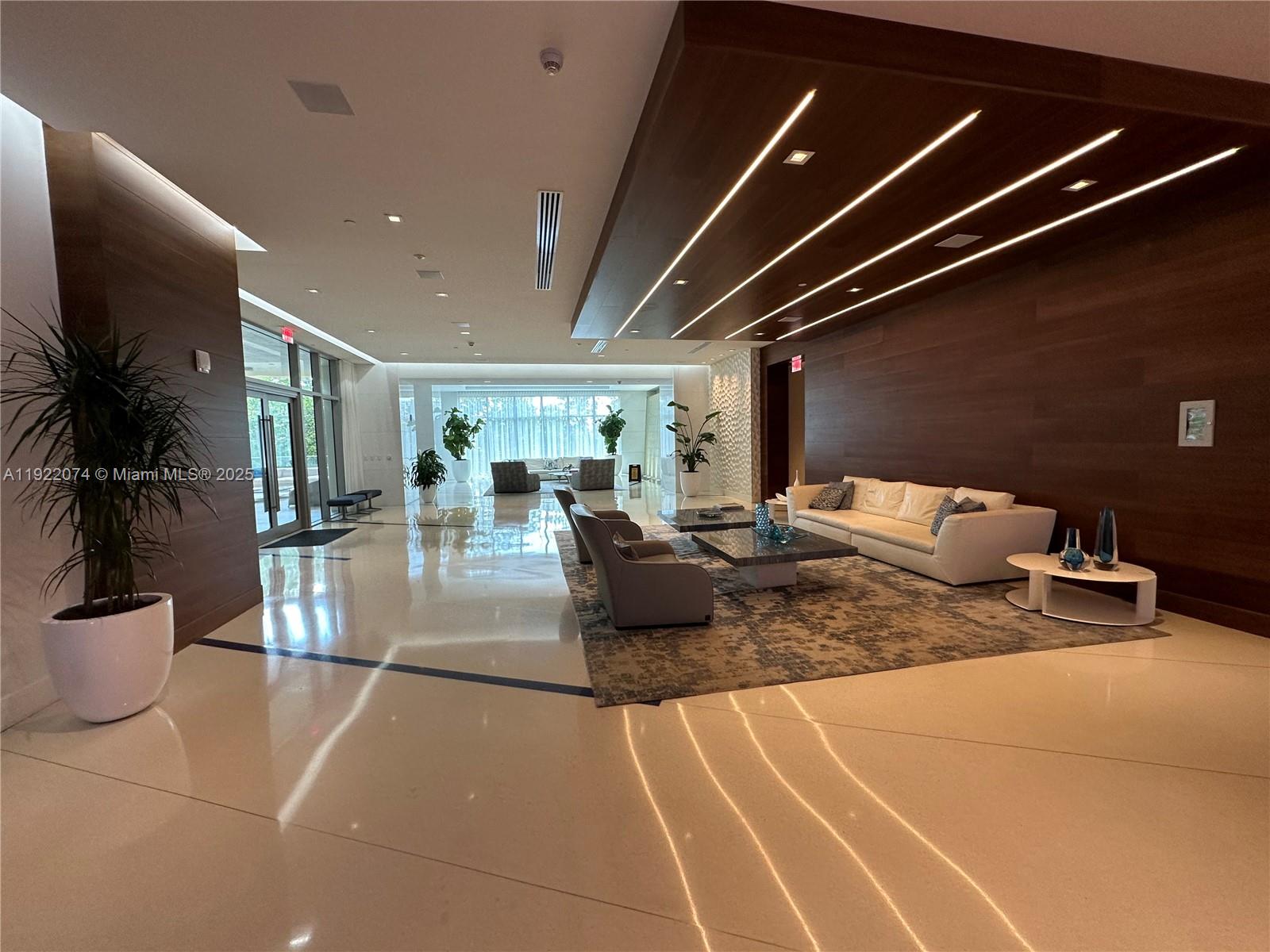 330 Sunny Isles Boulevard, Unit 52002 Sunny Isles Beach, FL 33160 - Photo 10 of 56