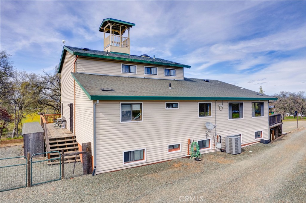 340 Fritch Road Lakeport, CA 95453 - Photo 28 of 65 a front view of a house with a garage