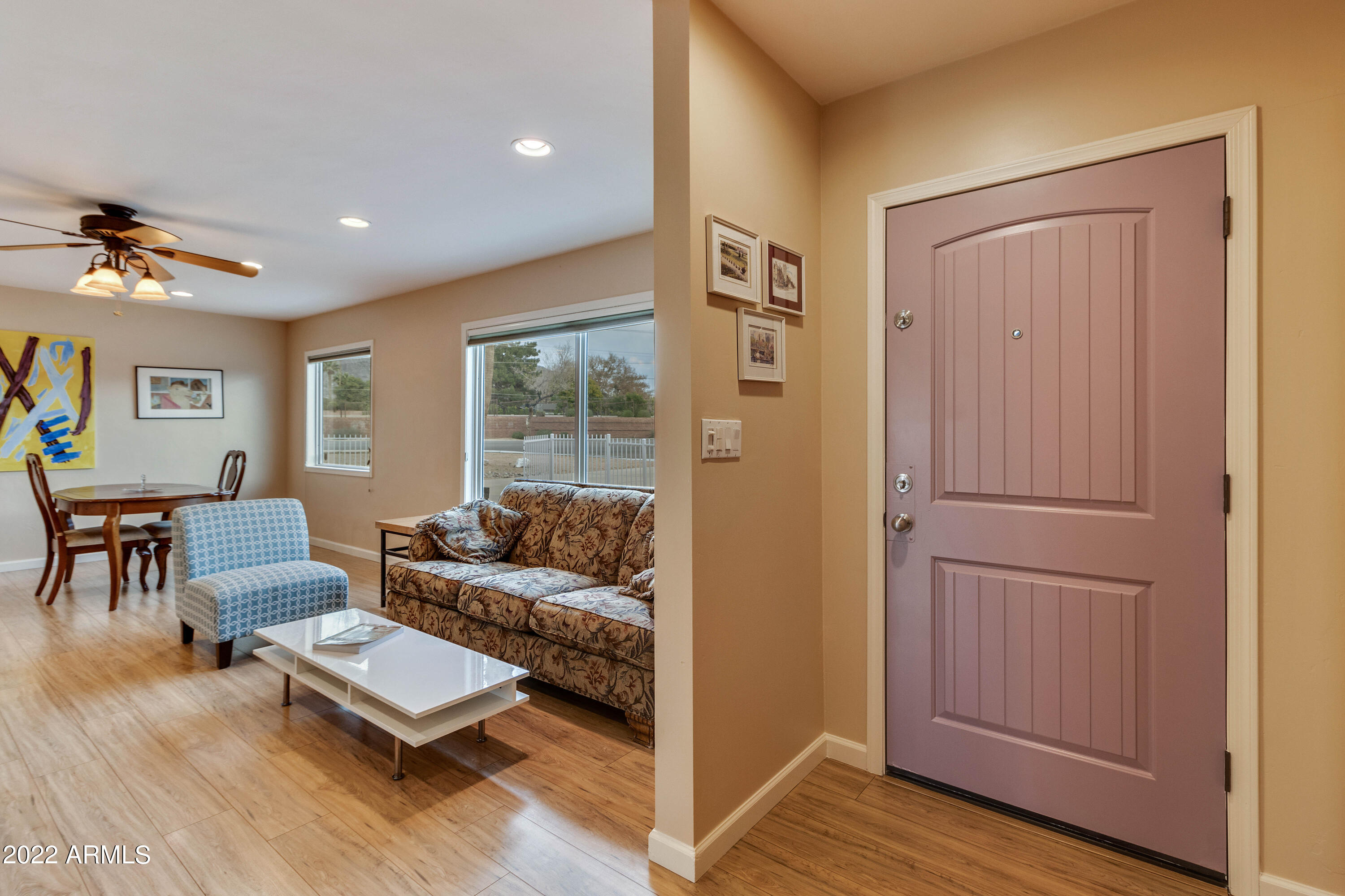 3660 North 52nd Street Phoenix, AZ 85018 - Photo 17 of 37 Entry