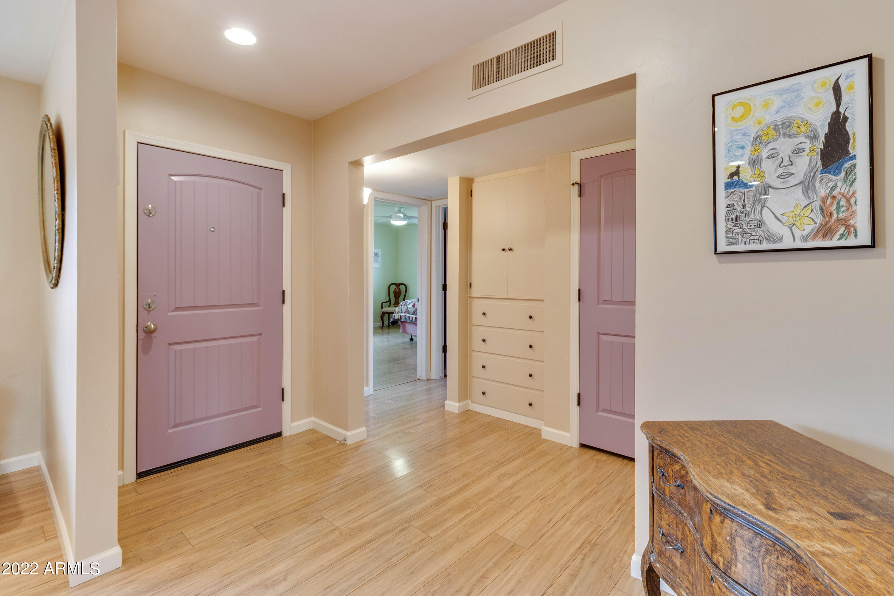 3660 North 52nd Street Phoenix, AZ 85018 - Photo 18 of 37 Hallway