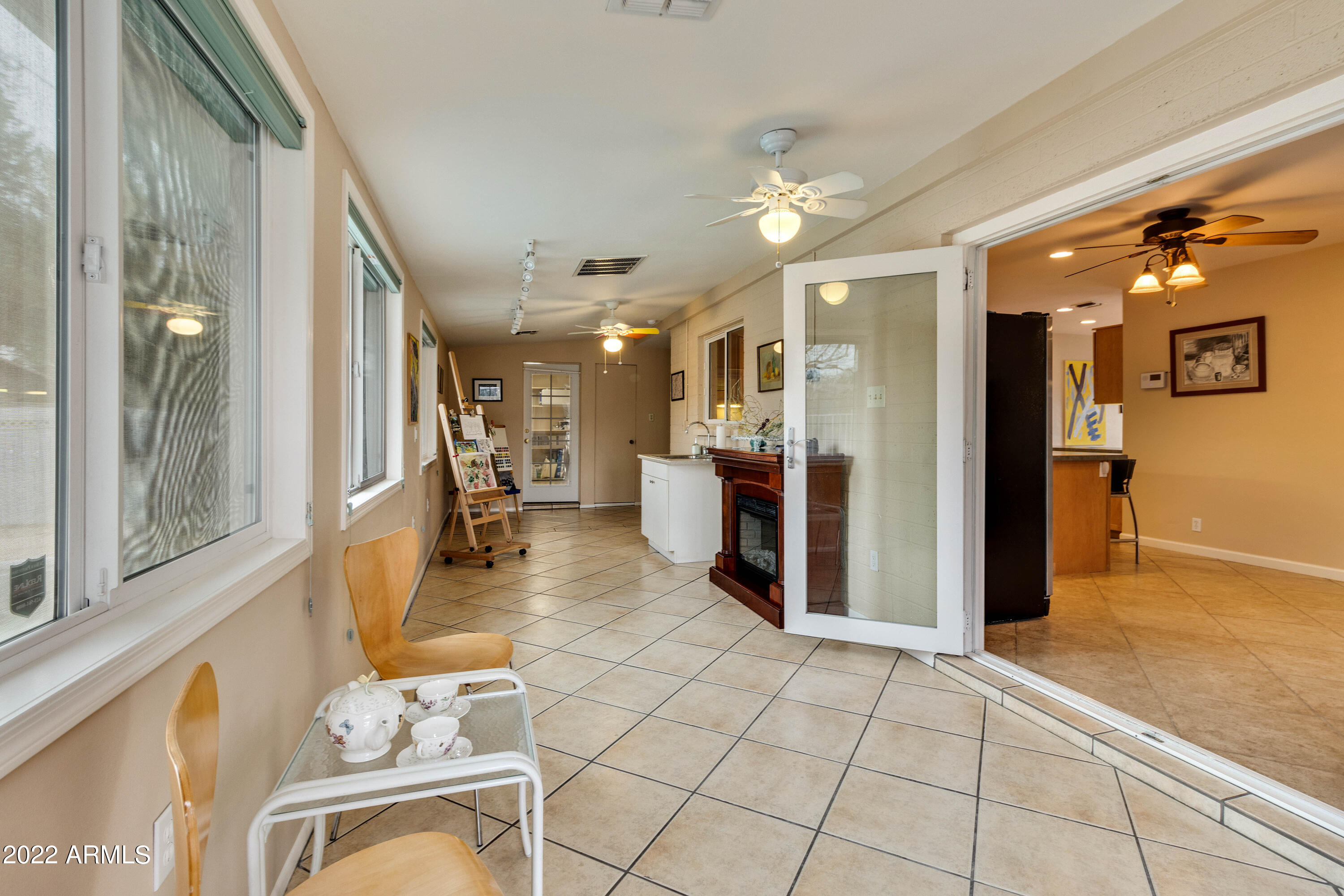 3660 North 52nd Street Phoenix, AZ 85018 - Photo 29 of 37 Arizona Room