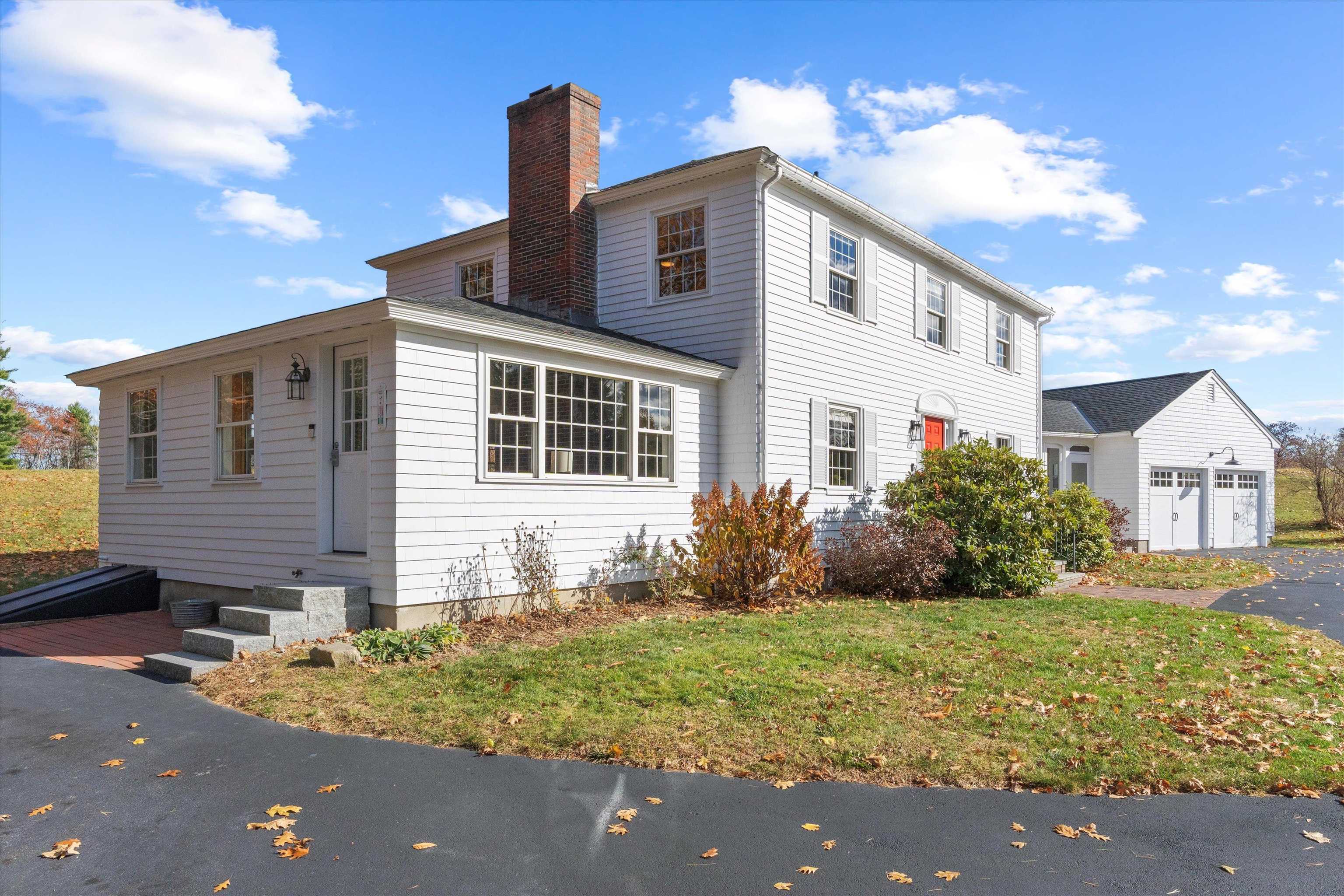 490 Page Road Bow, NH 03304 - Photo 2 of 45