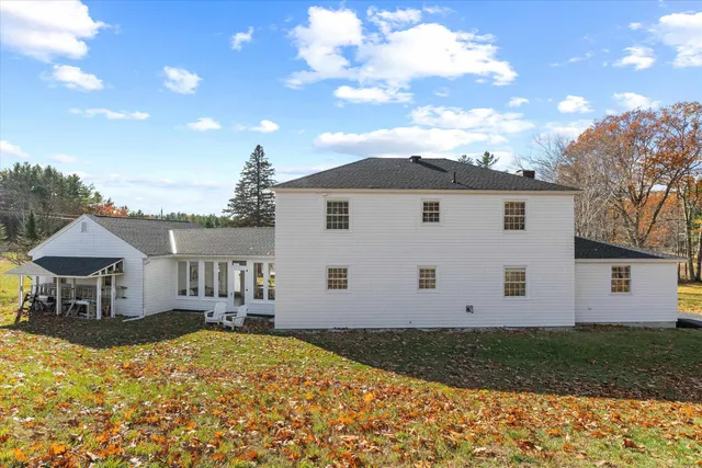 $760,000 | 490 Page Road, Bow, NH 03304