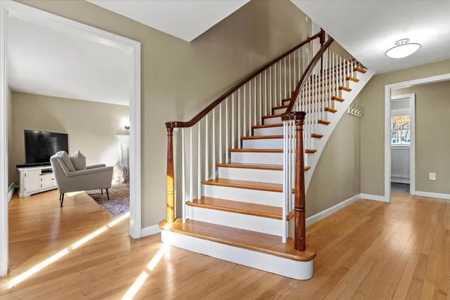 $760,000 | 490 Page Road, Bow, NH 03304