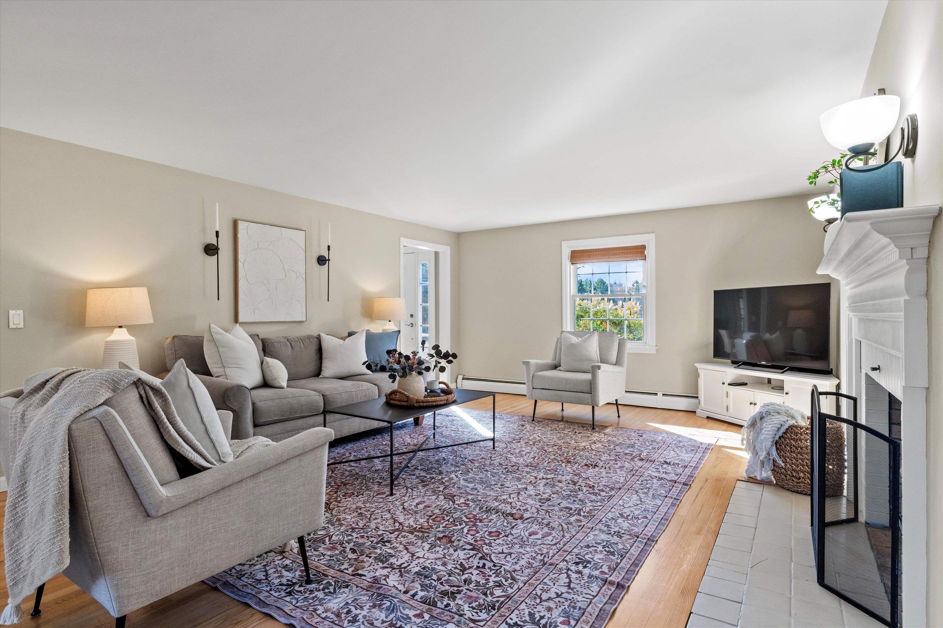 490 Page Road Bow, NH 03304 - Photo 7 of 45