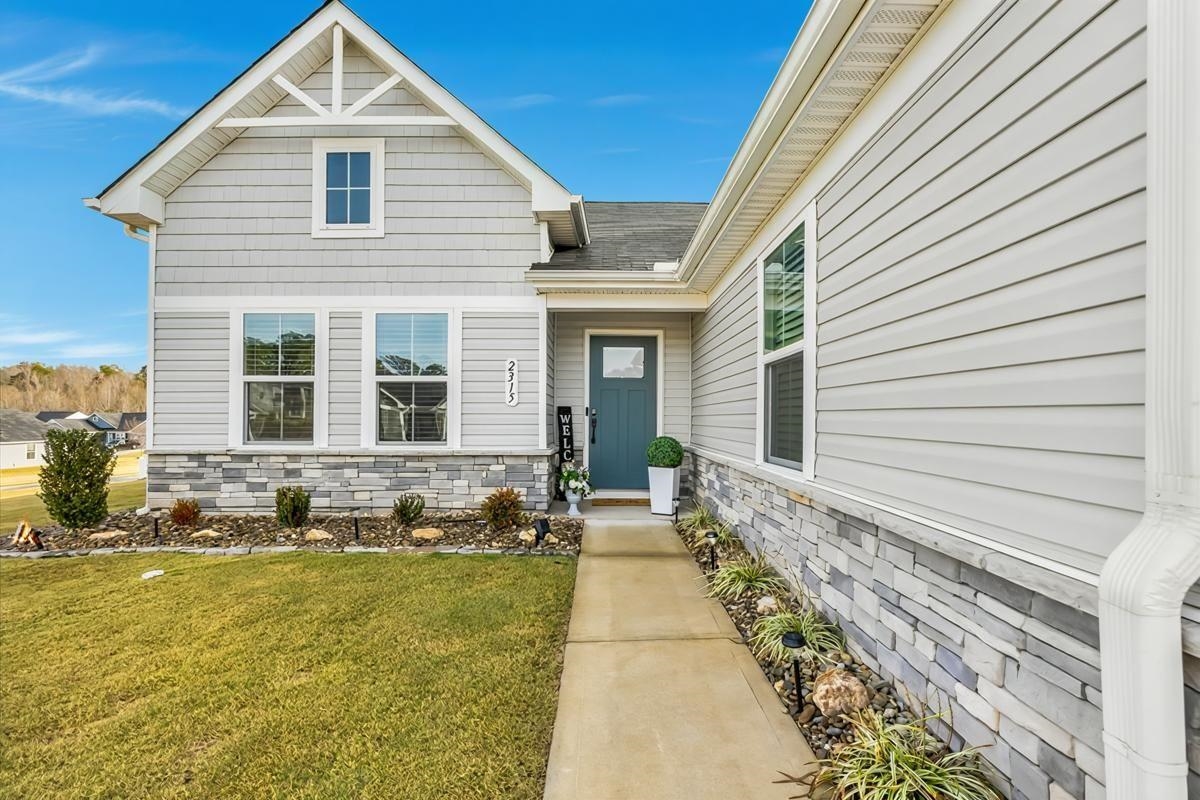 2315 Caffry Lane Inman, SC 29349 - Photo 2 of 33