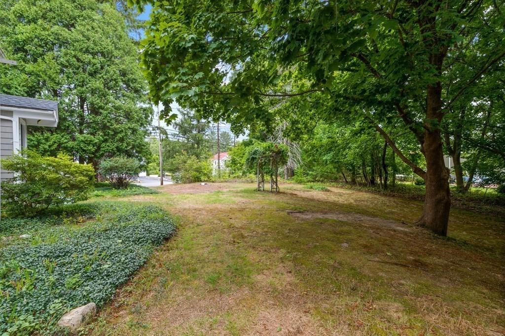 674 Webster Street Hanover, MA 02339 - Photo 3 of 35 Gallery Image 3