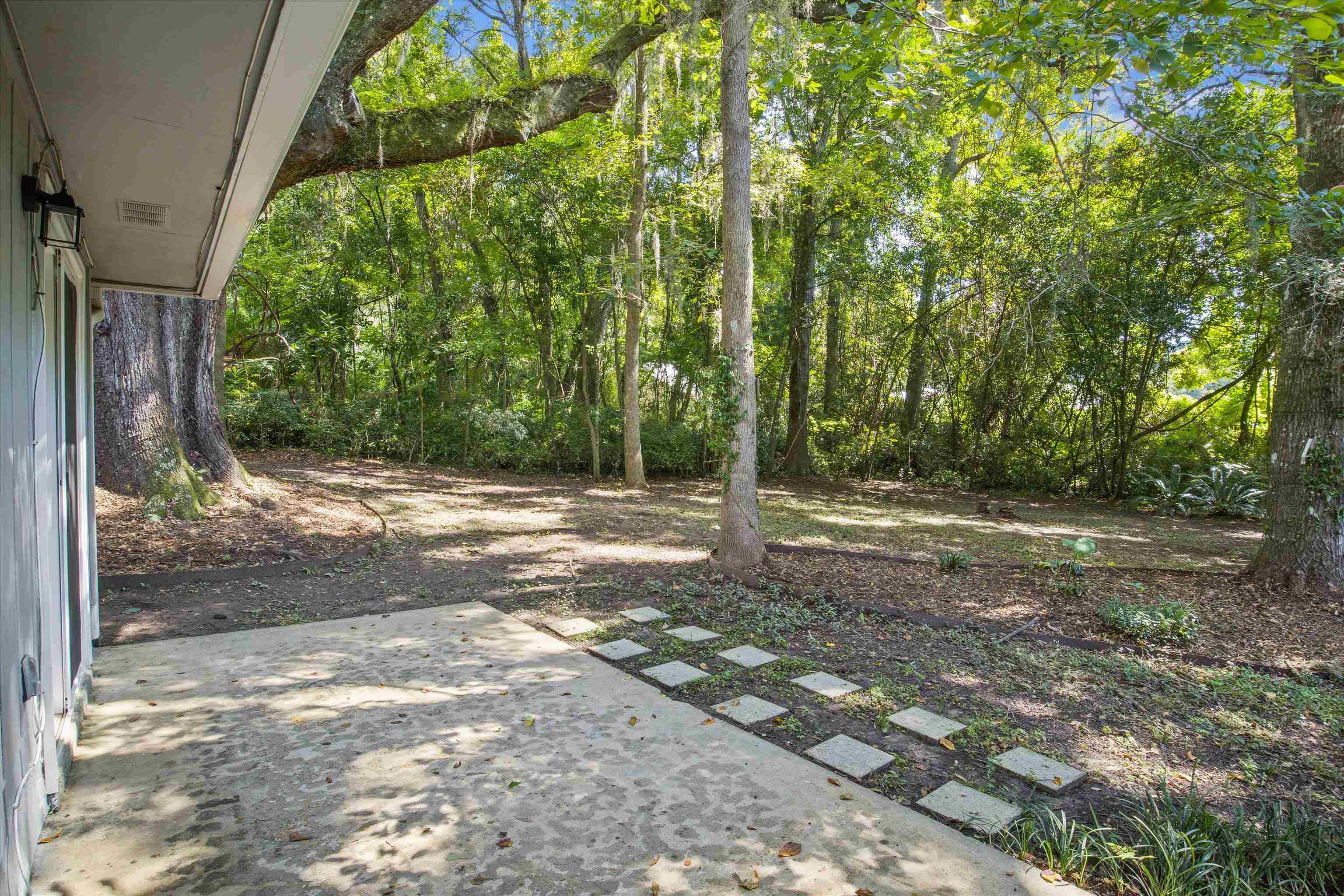 4155 Brewster Road, Unit B Tallahassee, FL 32308 - Photo 18 of 21