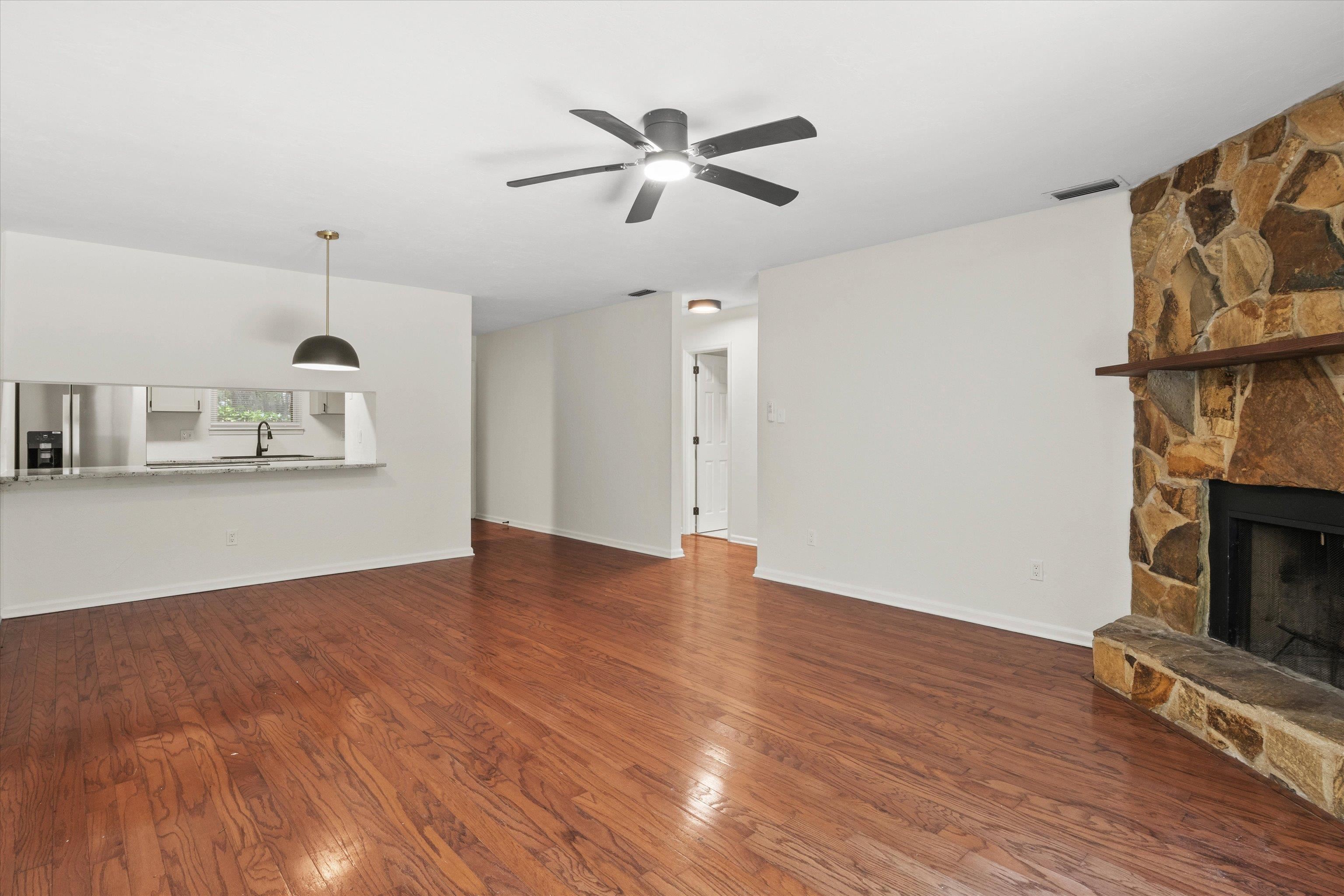 4155 Brewster Road, Unit B Tallahassee, FL 32308 - Photo 2 of 21