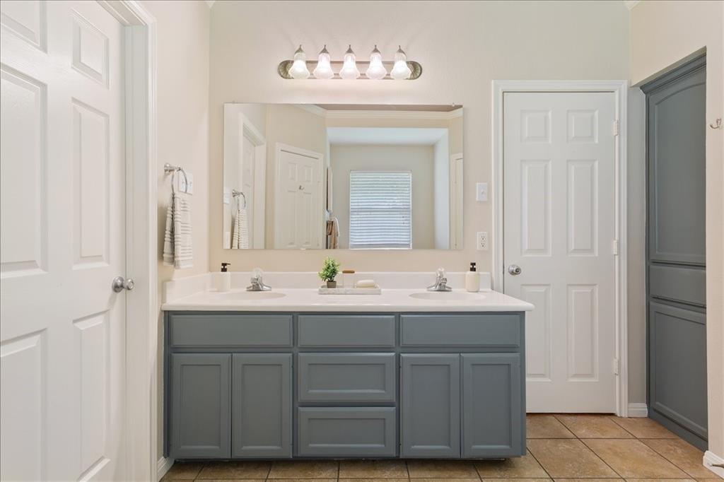1017 Cheyenne Trail Hewitt, TX 76643 - Photo 14 of 28