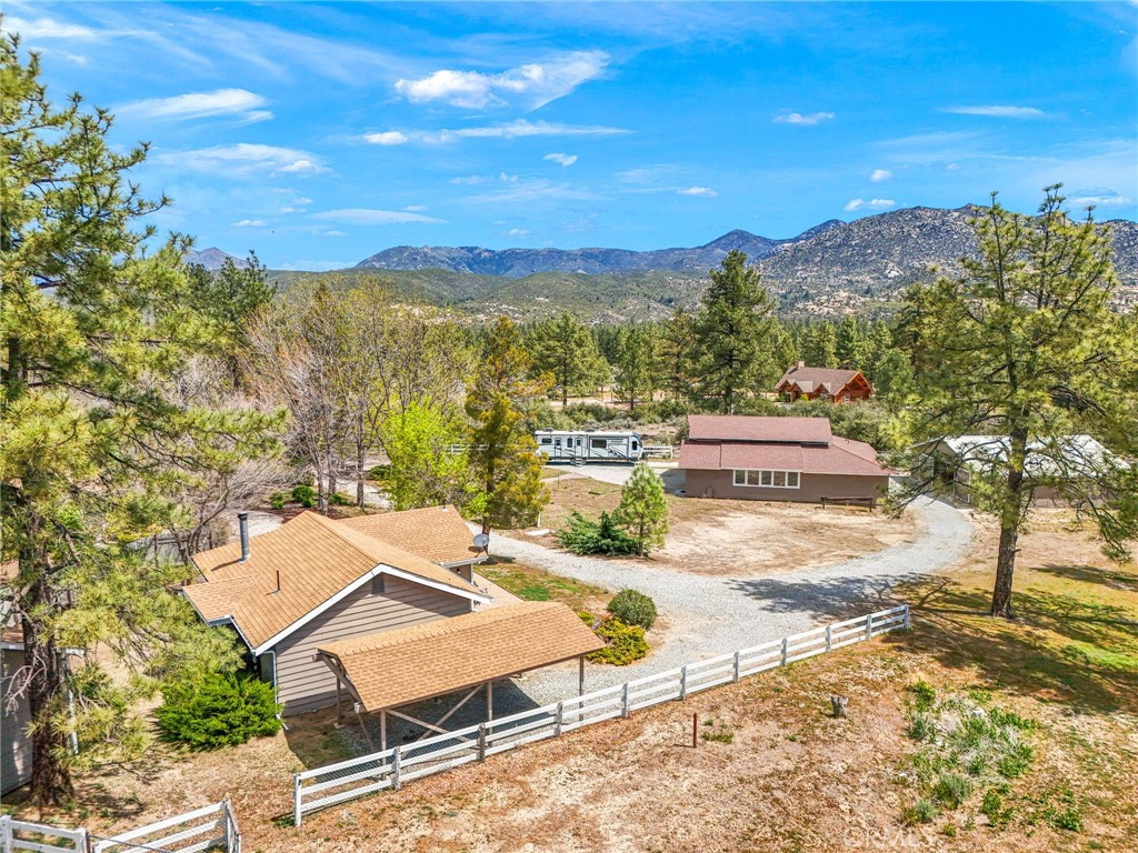 60206 Devils Ladder Road Mountain Center, CA 92561 - Photo 26 of 56 a view of a terrace with a trees