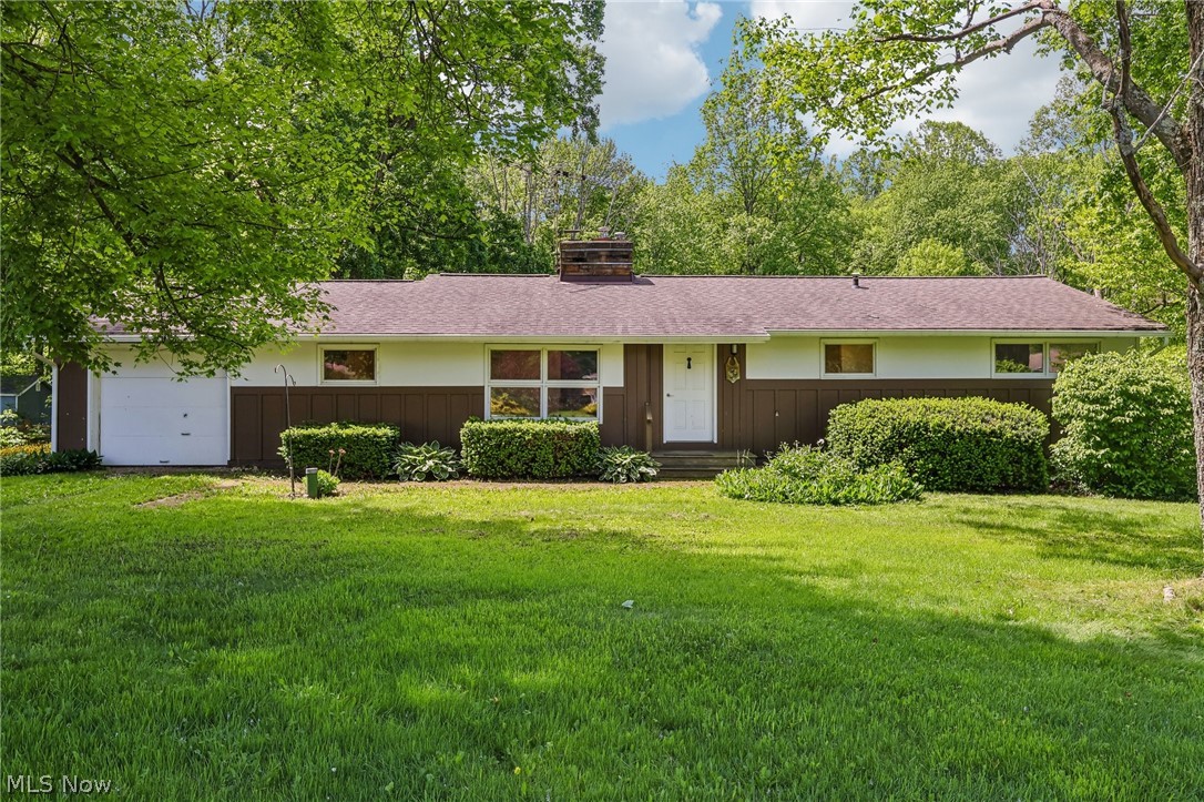 9087 Ranch Drive Chesterland, OH 44026 - Photo 1 of 48