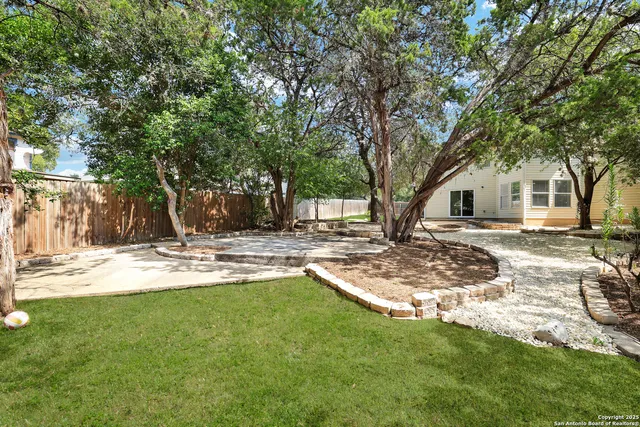 $2,150 | 10211 Windstone Creek, San Antonio, TX 78254