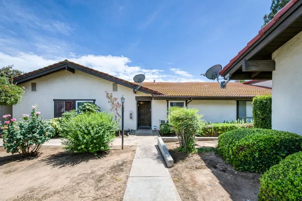 $285,000 | 6338 North Maroa Avenue, Unit 118, Fresno, CA 93704
