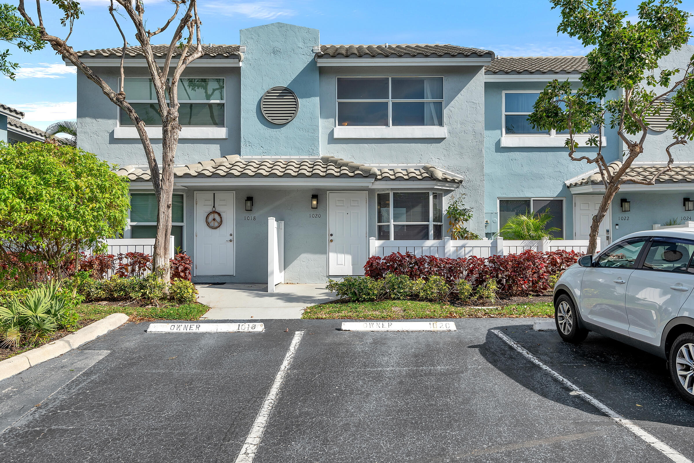 1020 Jeffery Street Boca Raton, FL 33487 - Photo 1 of 56 Front