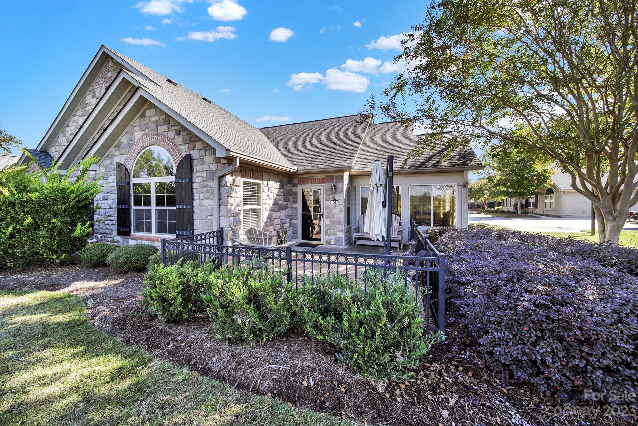 808 Ledgestone Court Tega Cay, SC 29708 - Photo 1 of 30 Gallery Image 1