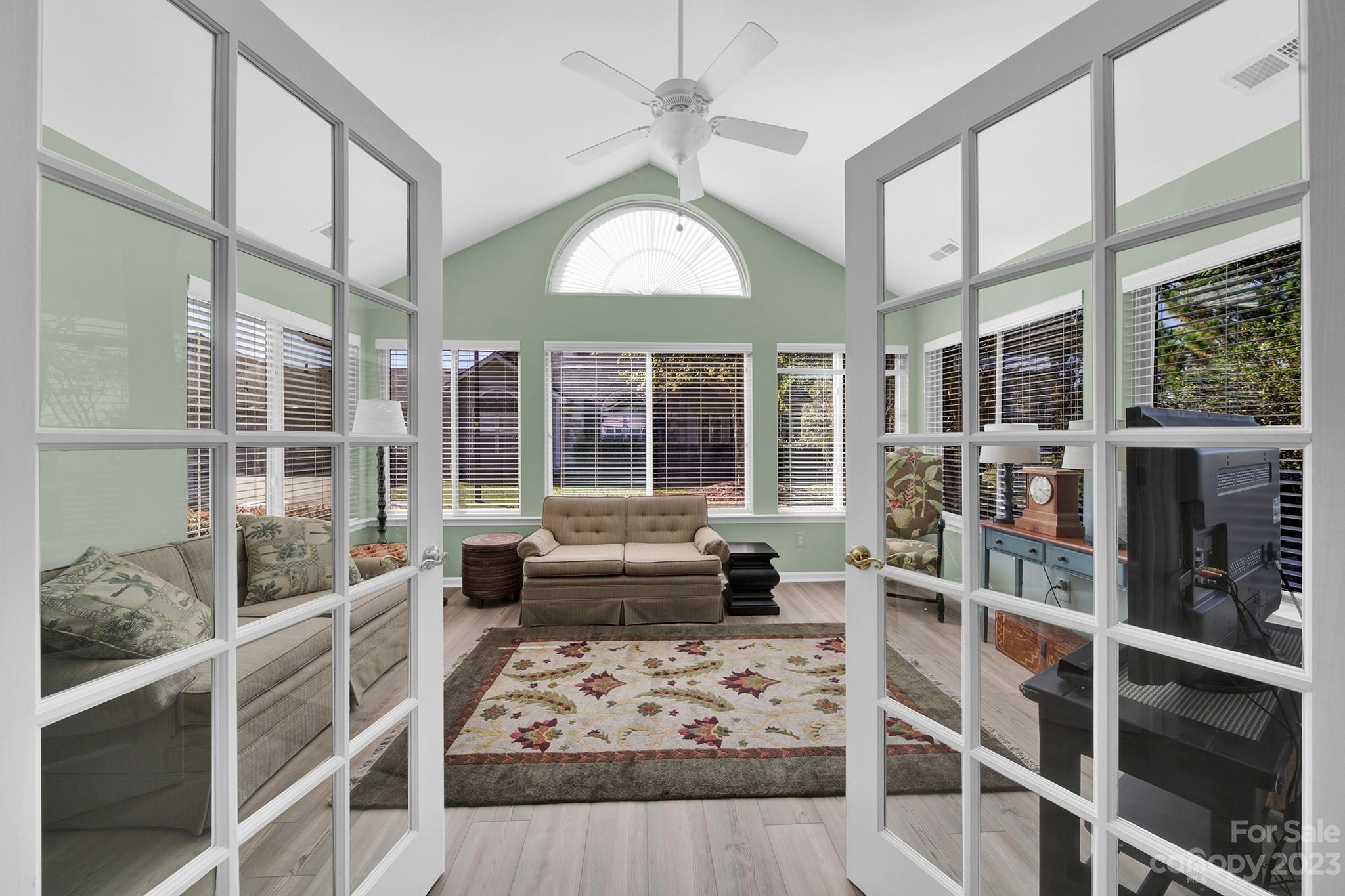 808 Ledgestone Court Tega Cay, SC 29708 - Photo 8 of 30 Gallery Image 8