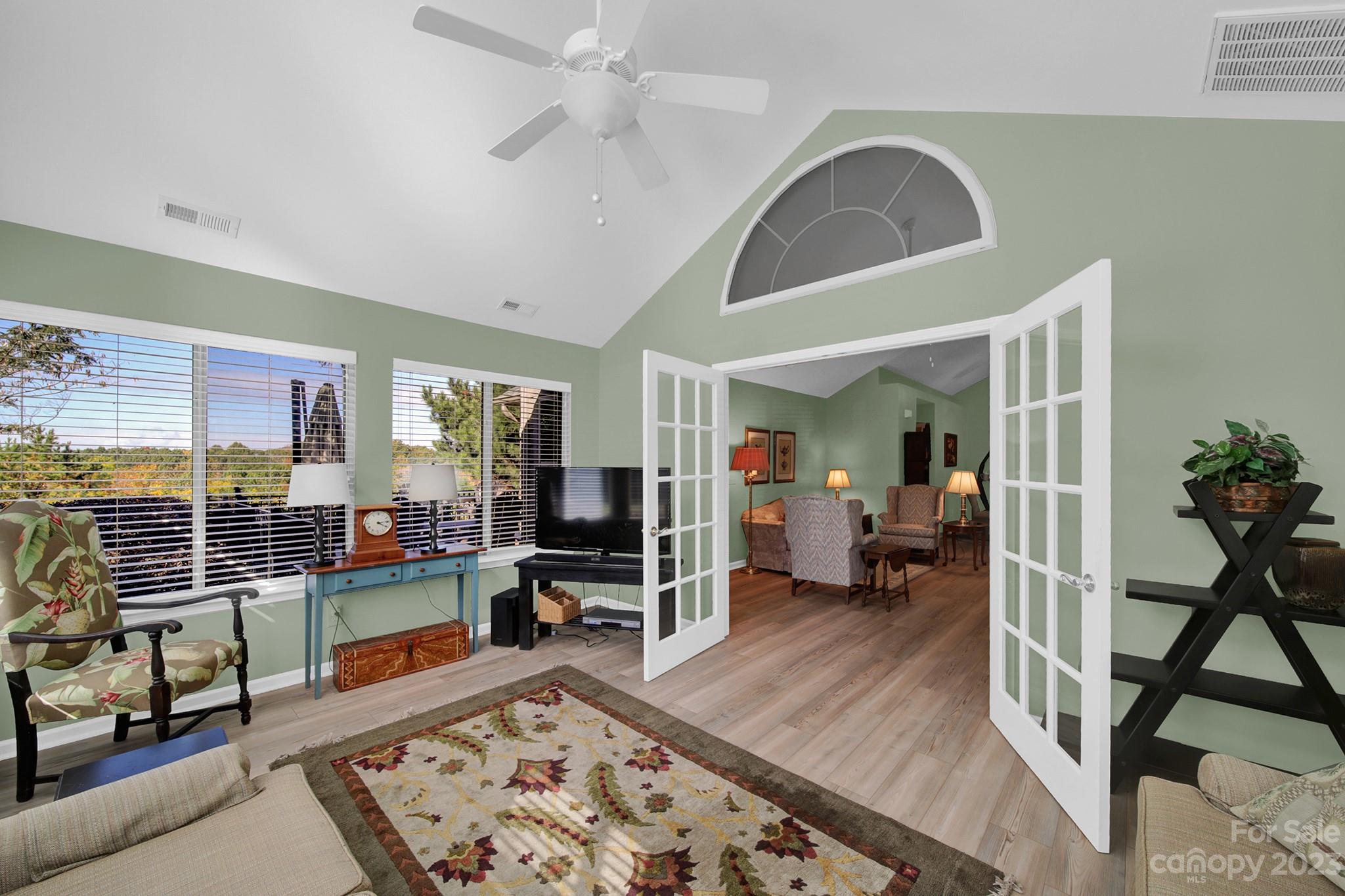 808 Ledgestone Court Tega Cay, SC 29708 - Photo 9 of 30 Gallery Image 9