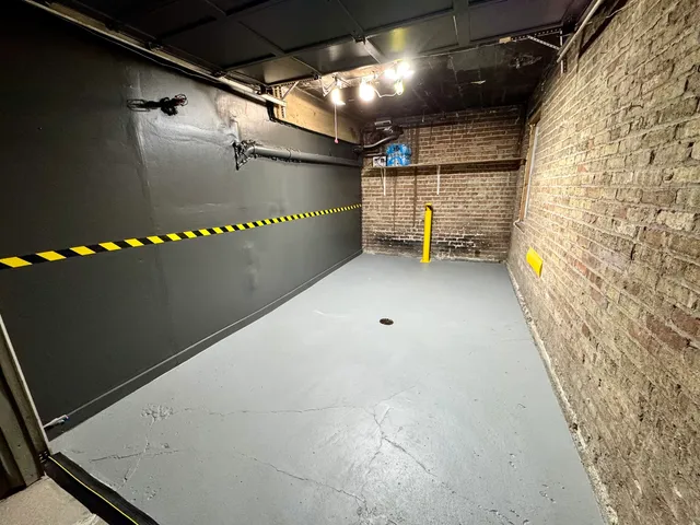 $1,930 | 600 North La Grange Road, Unit A2, La Grange Park, IL 60526