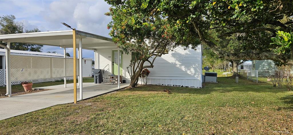 3636 South Lazy Lake Drive Lakeland, FL 33801 - Photo 3 of 28 a view of a backyard