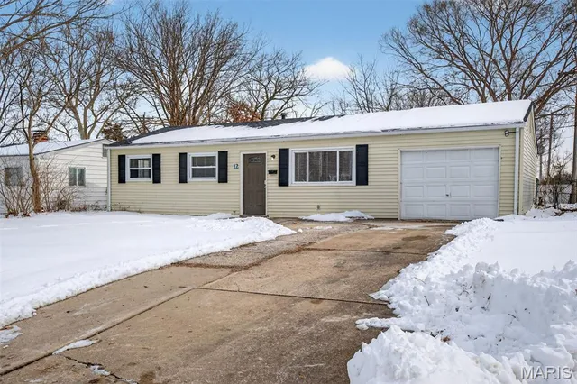 $225,000 | 12 Foster Lane, Wentzville, MO 63385