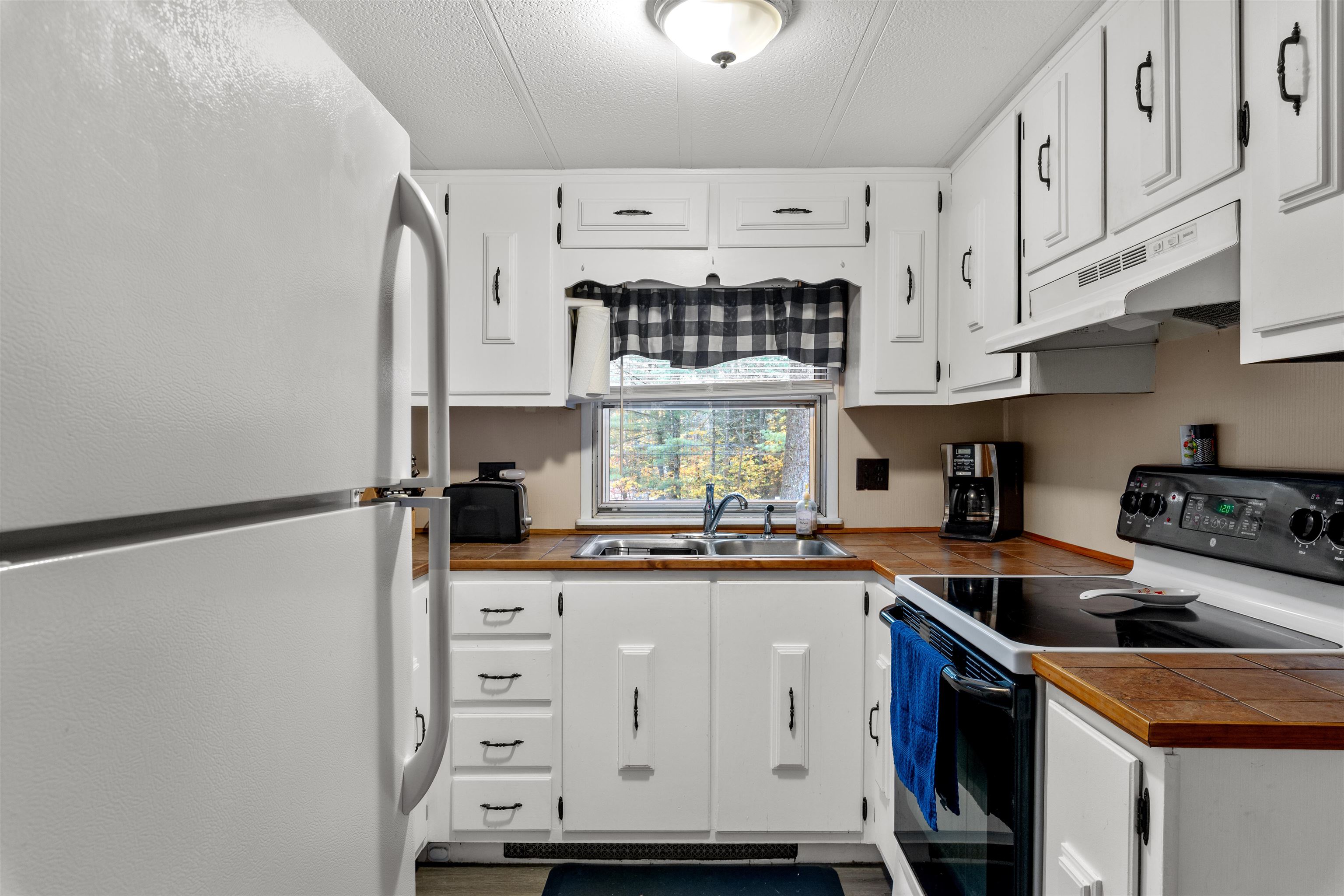 126 Forest Pines Road Madison, NH 03849 - Photo 18 of 36