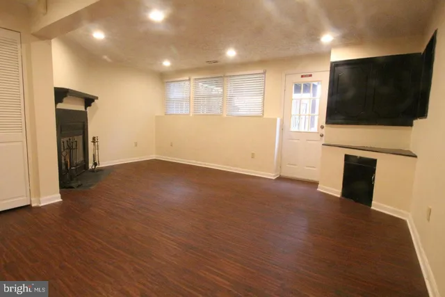 $2,500 | 410 Fleece Flower Drive, Gaithersburg, MD 20878