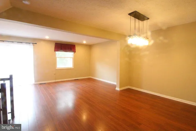 $2,500 | 410 Fleece Flower Drive, Gaithersburg, MD 20878